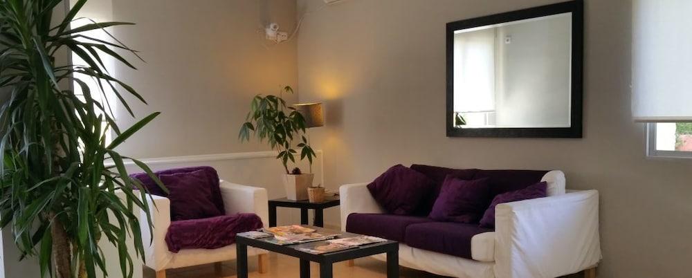 Hostal Aravaca Garden Madrid Exterior foto